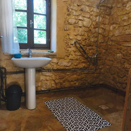 Bed & Breakfast De La Tour 1